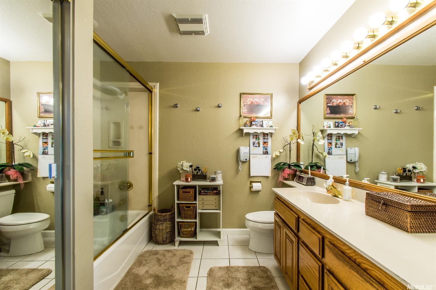 4905 Olympia Ct, Carmichael, CA 95608 photo 18