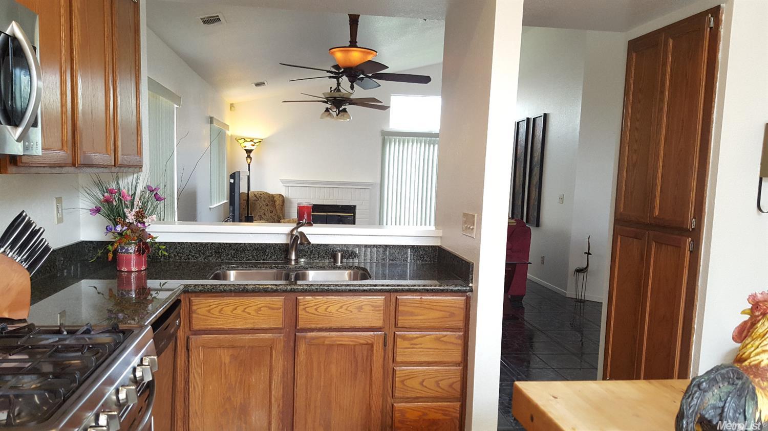 1313 Vintner Ln, Modesto, CA 95358 photo 8