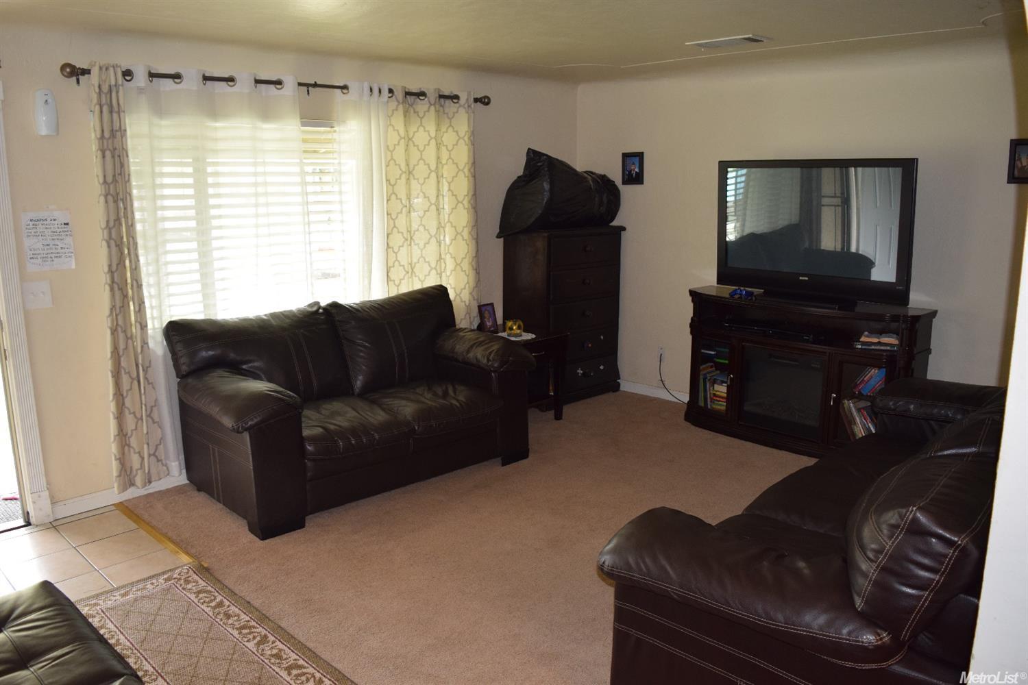 2307 4th St, Ceres, CA 95307 photo 4