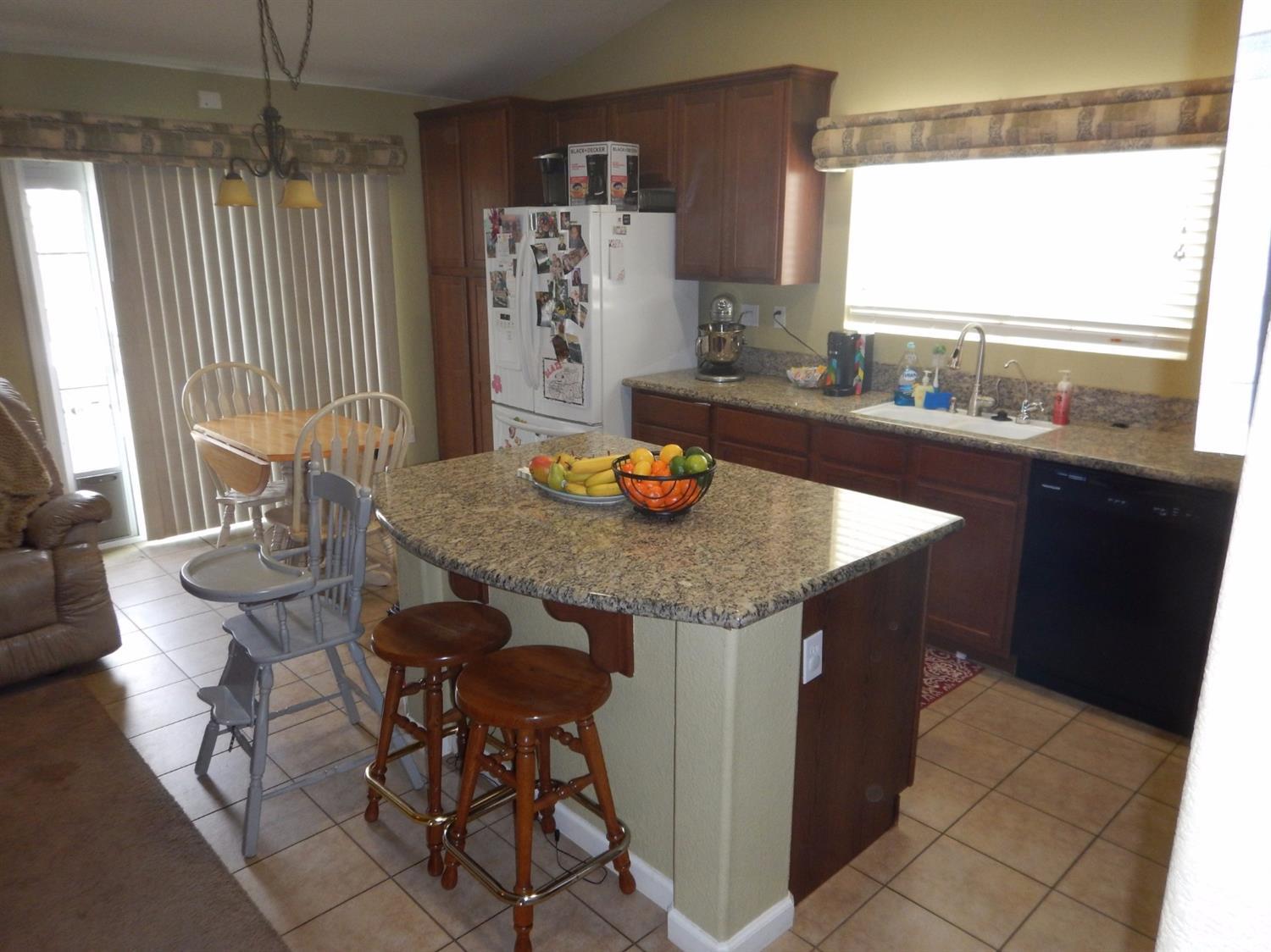 4917 Vinca Ct, Keyes, CA 95328 photo 5