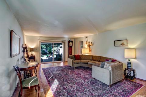 1313 Sequoia Pl, Davis, CA 95616 photo 2
