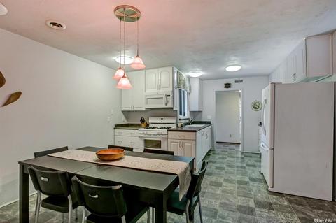 1313 Sequoia Pl, Davis, CA 95616 photo 3