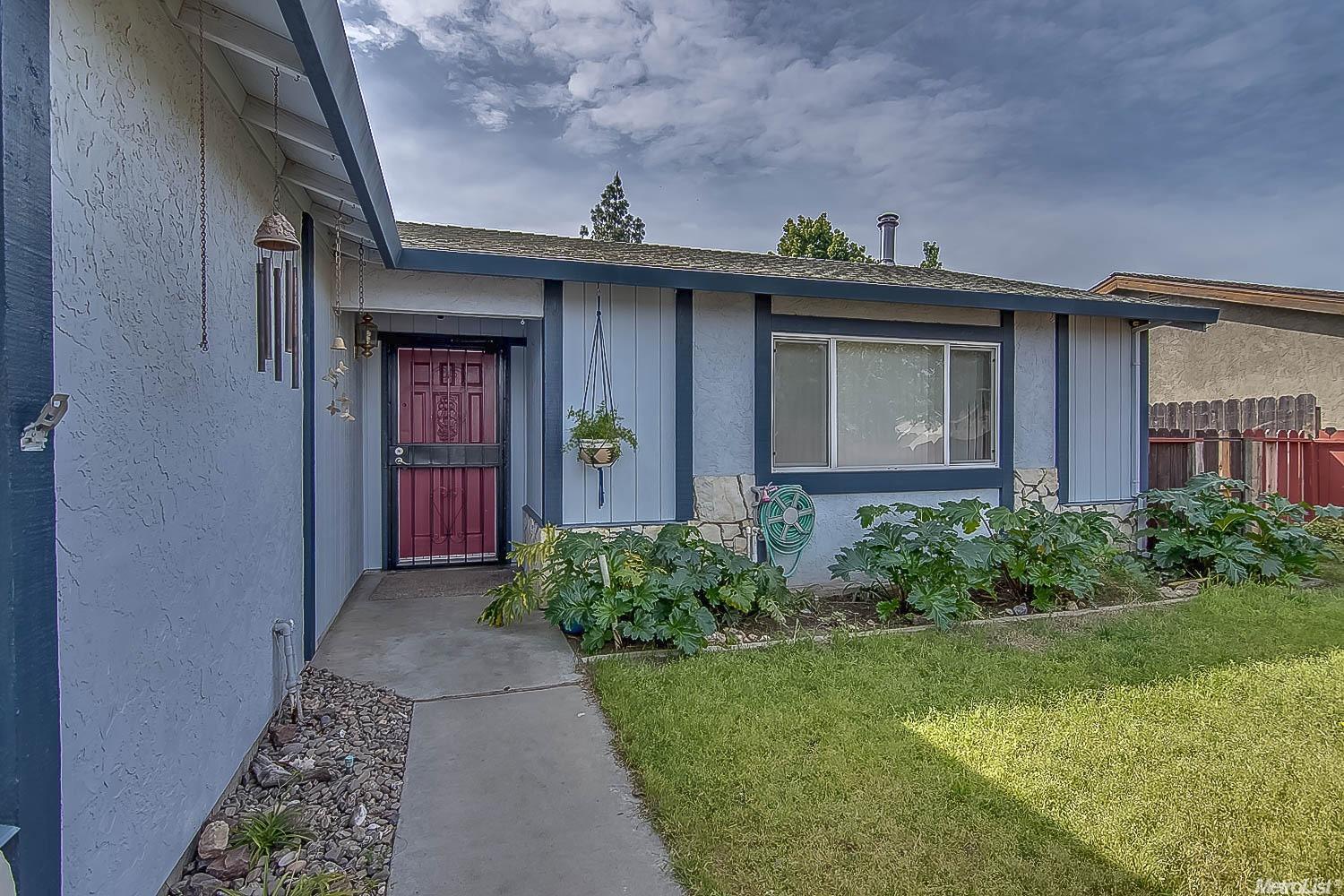 1398 Windgate Dr, Manteca, CA 95336 photo 4