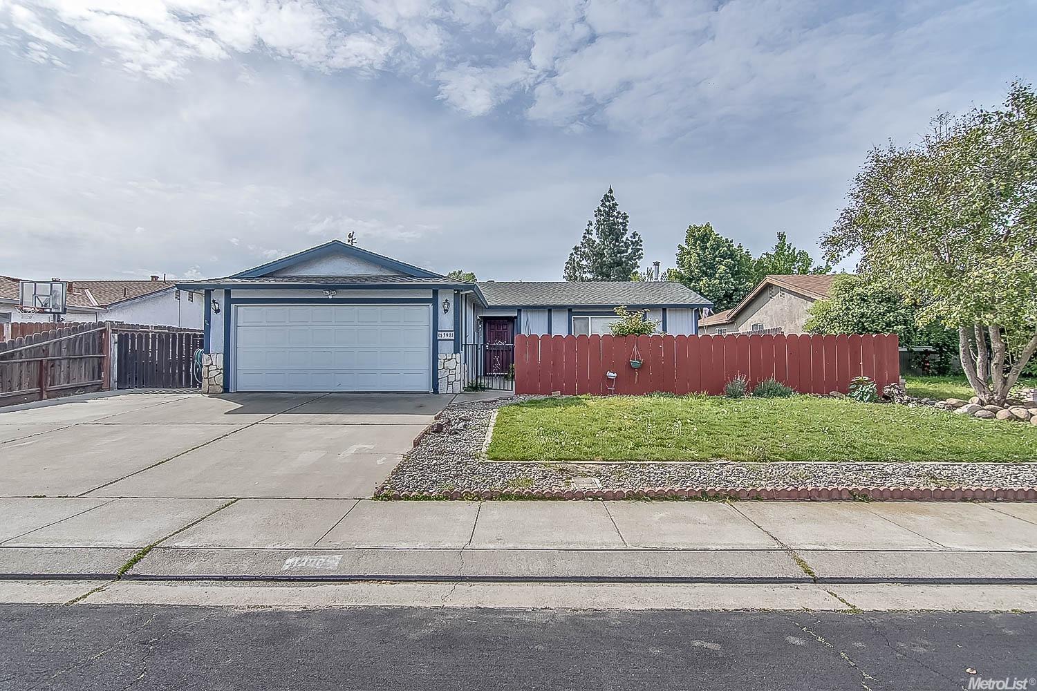 1398 Windgate Dr, Manteca, CA 95336 photo 1