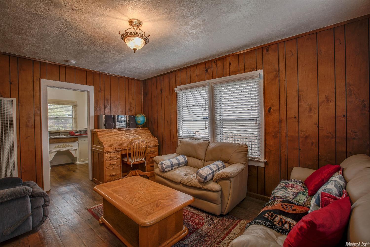 135 W Lowell Ave, Tracy, CA 95376 photo 5