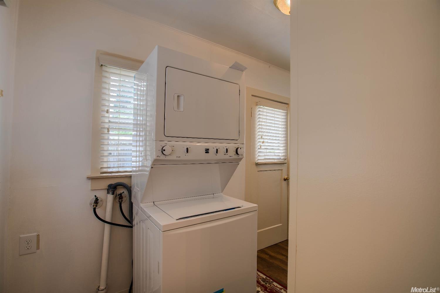 135 W Lowell Ave, Tracy, CA 95376 photo 12