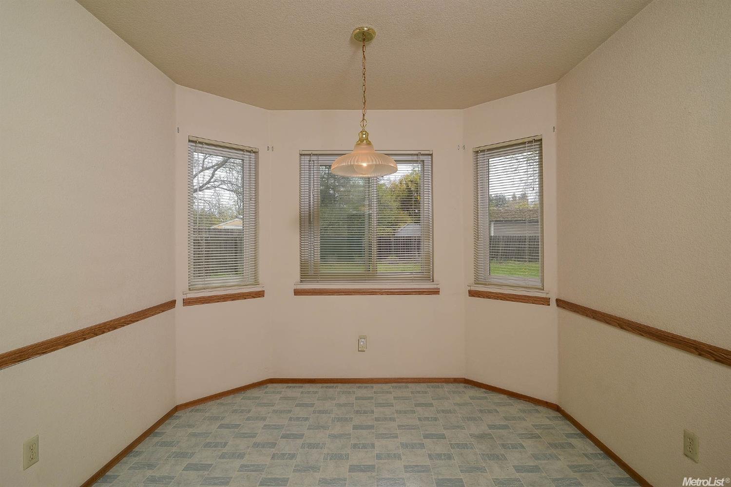 2624 Walnut Ave, Carmichael, CA 95608 photo 13