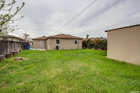 2017 Sequoia St, Ceres, CA 95307 photo 11