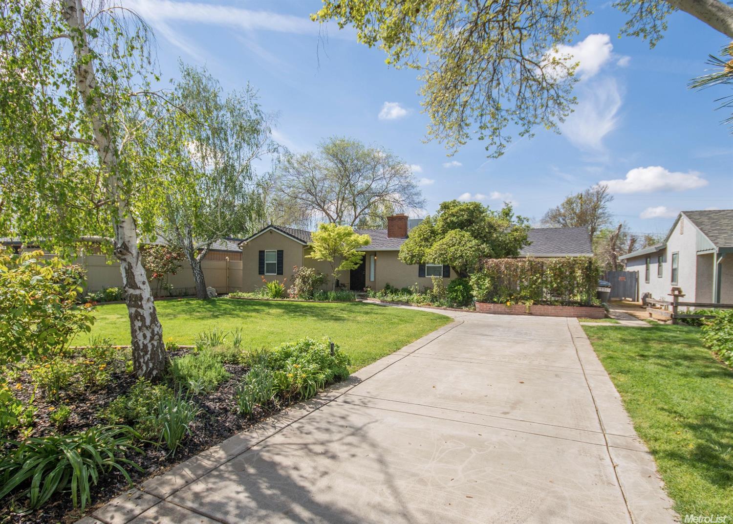 2951 Wright St, Sacramento, CA 95821 photo 1