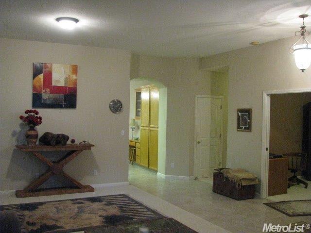 3370 Brookstone Dr, Turlock, CA 95382 photo 11