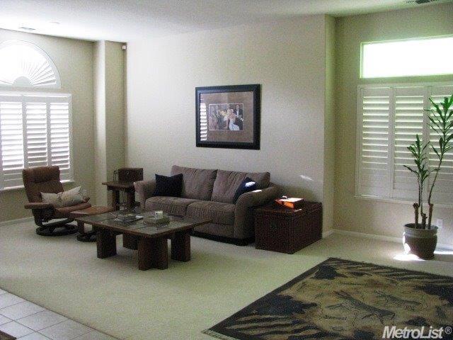 3370 Brookstone Dr, Turlock, CA 95382 photo 9