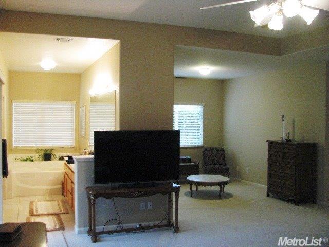 3370 Brookstone Dr, Turlock, CA 95382 photo 18