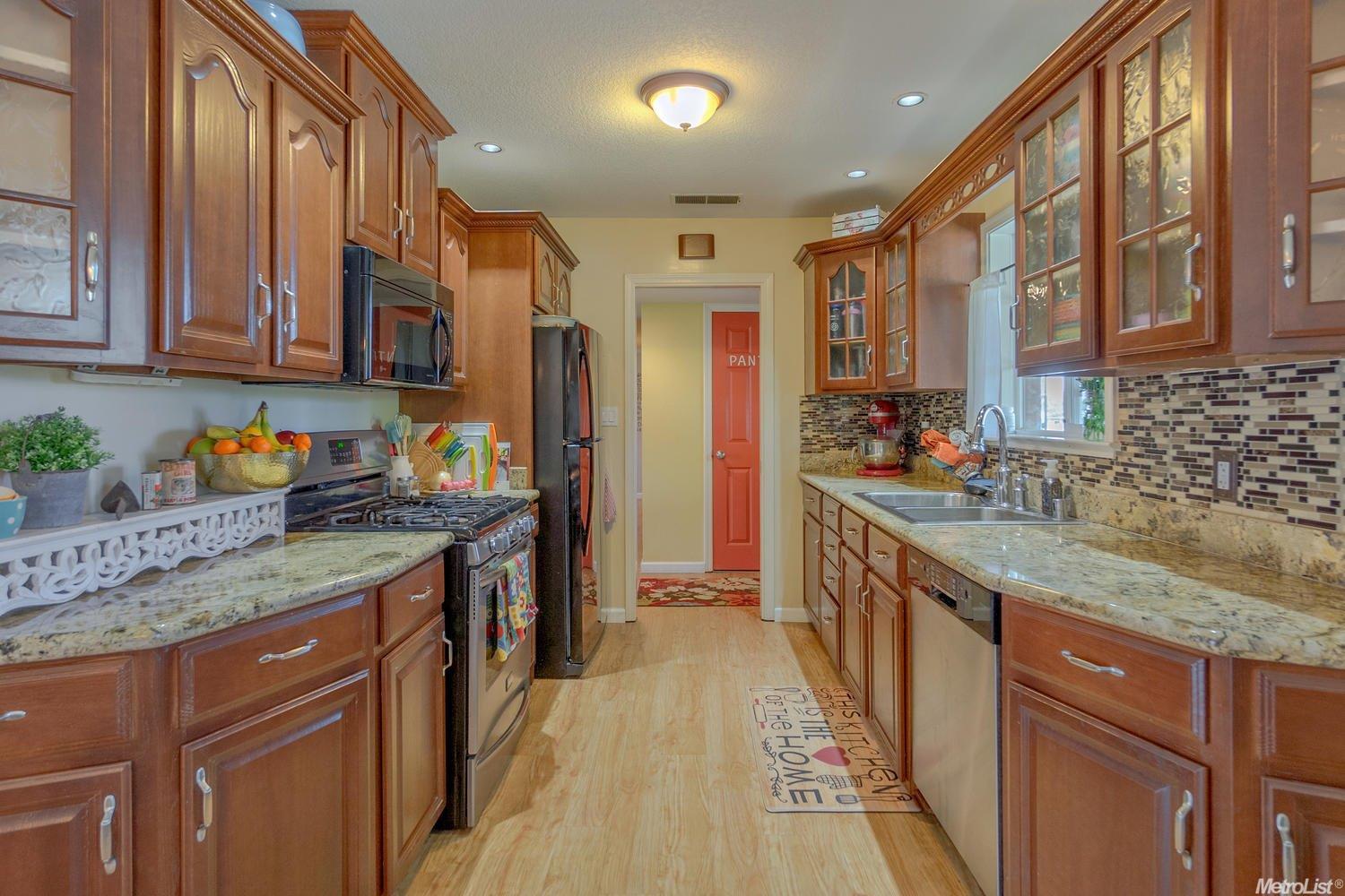 6064 Winding Way, Carmichael, CA 95608 photo 14
