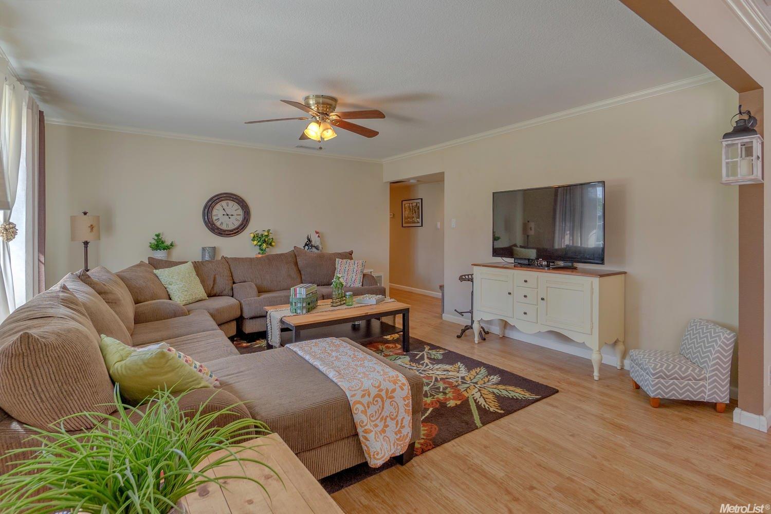 6064 Winding Way, Carmichael, CA 95608 photo 9