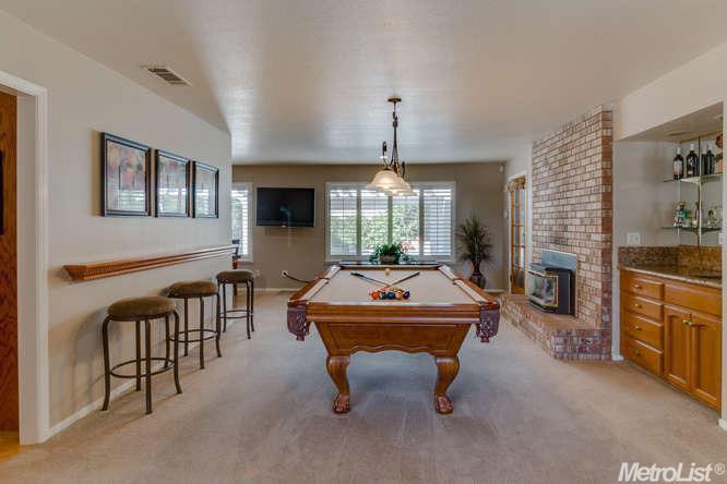 555 Foxfire Dr, Manteca, CA 95337 photo 9