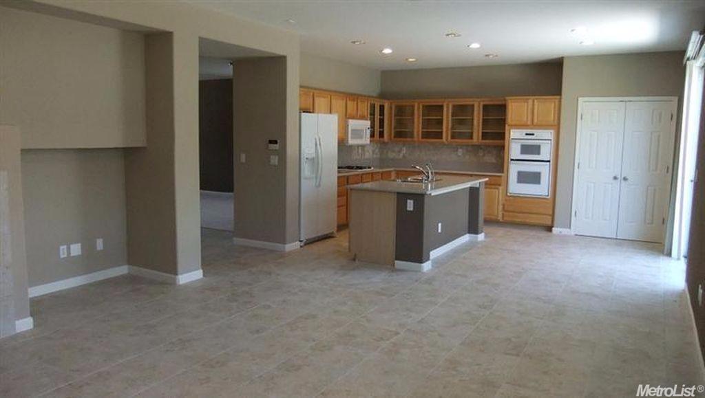 1291 Riverview Ave, Tracy, CA 95377 photo 4