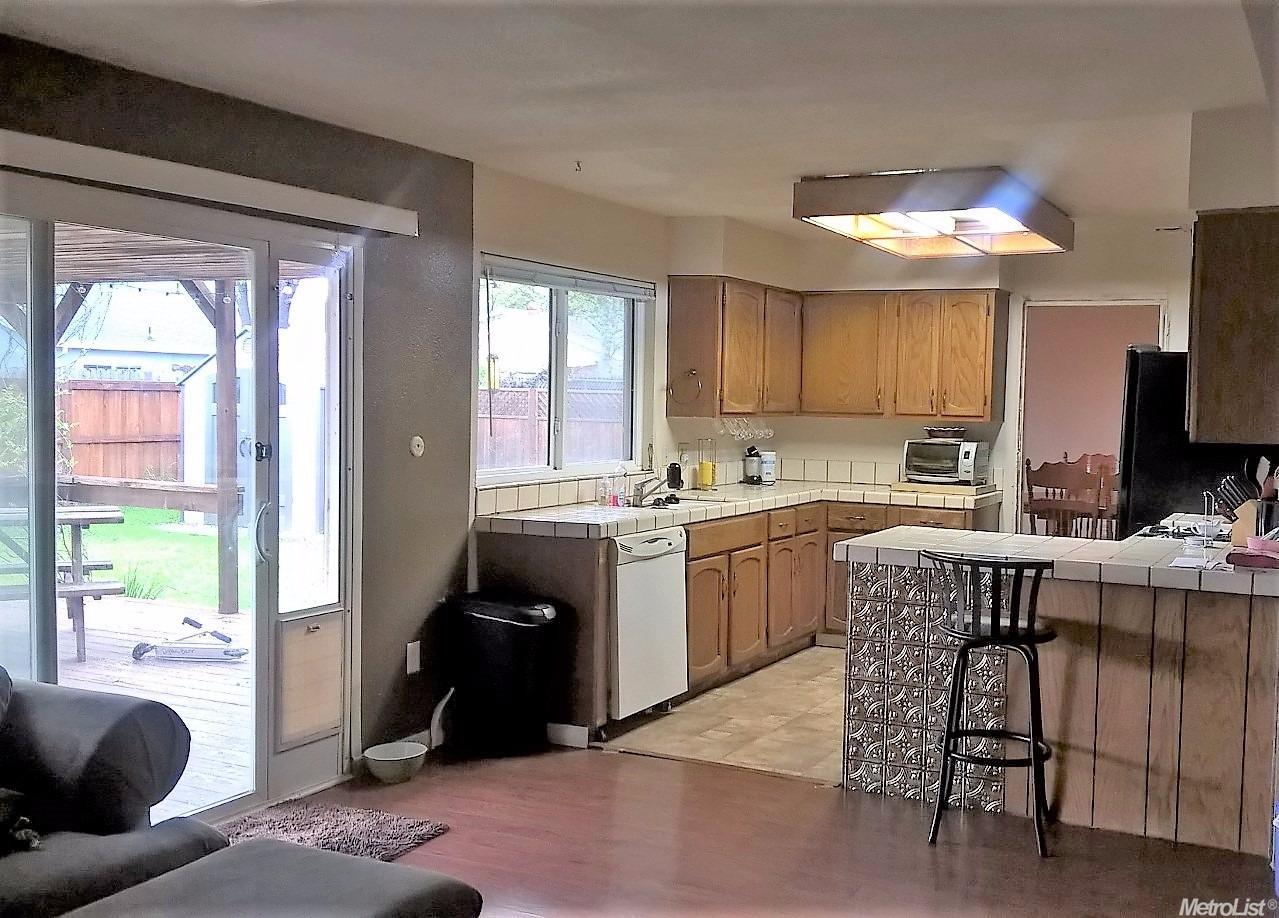 830 Amaretto Dr, Tracy, CA 95376 photo 9