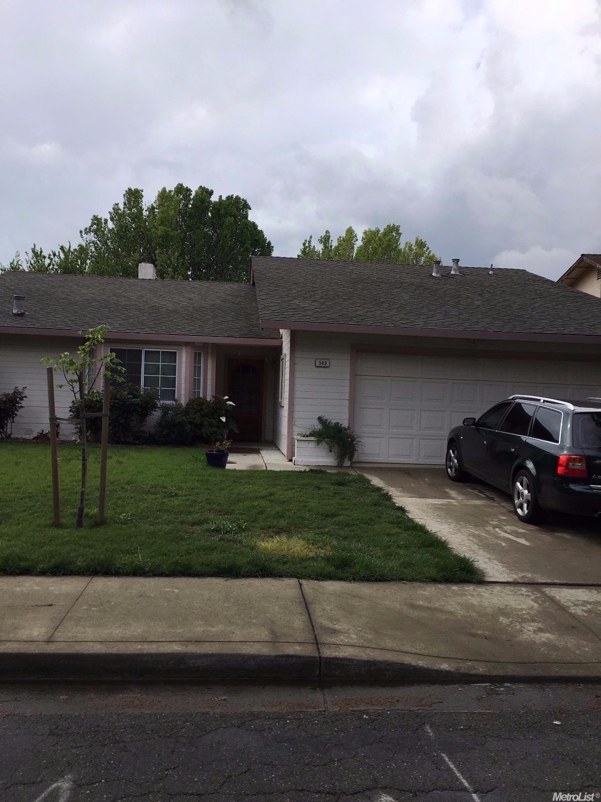 549 Meghan Dr, Patterson, CA 95363 photo 2