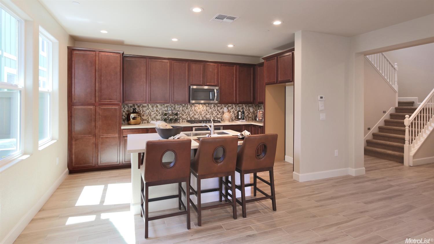 904 Red Currant Ter, Davis, CA 95616 photo 5