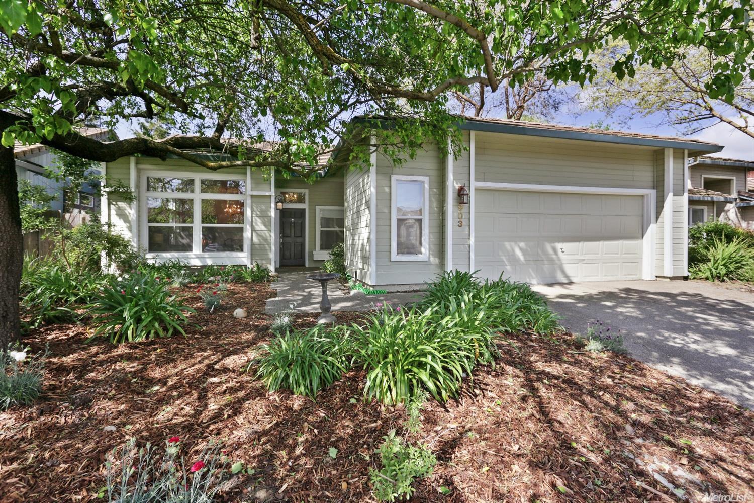 903 Zaragoza St, Davis, CA 95618 photo 1