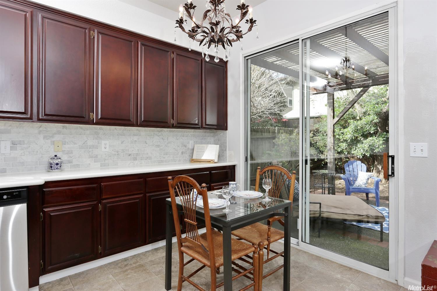 903 Zaragoza St, Davis, CA 95618 photo 9