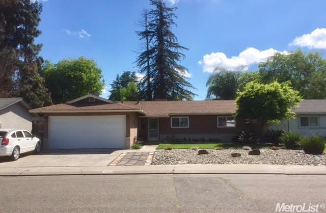 1424 Woodside Dr, Modesto, CA 95355 photo 1