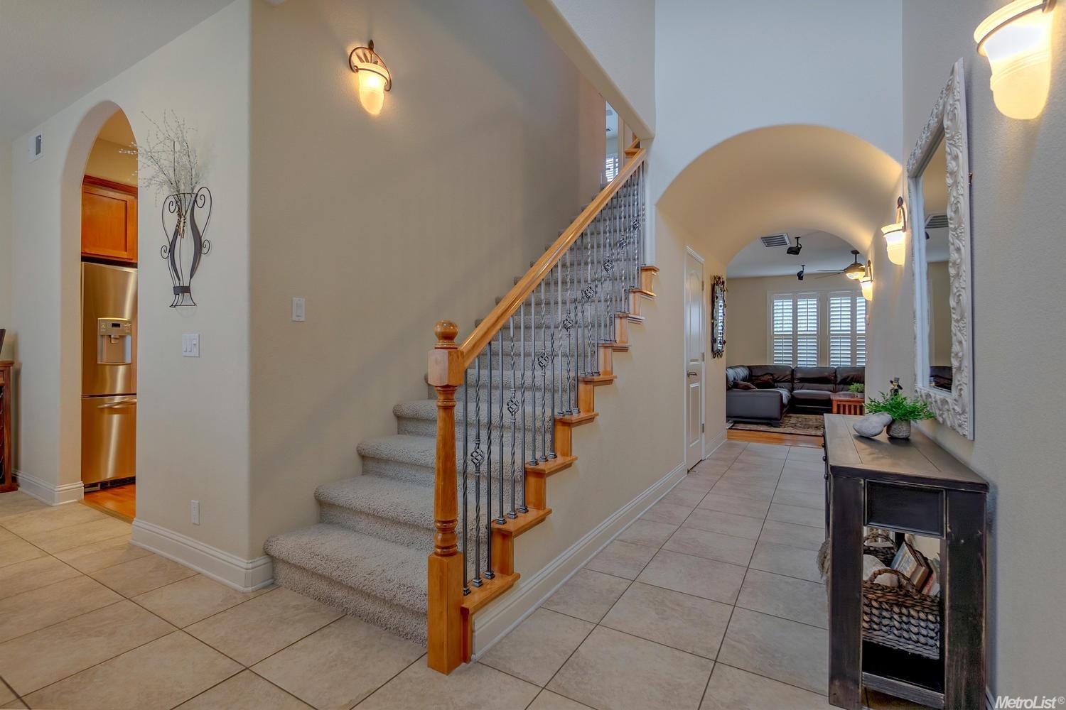 3609 Mono Pl, Davis, CA 95618 photo 2