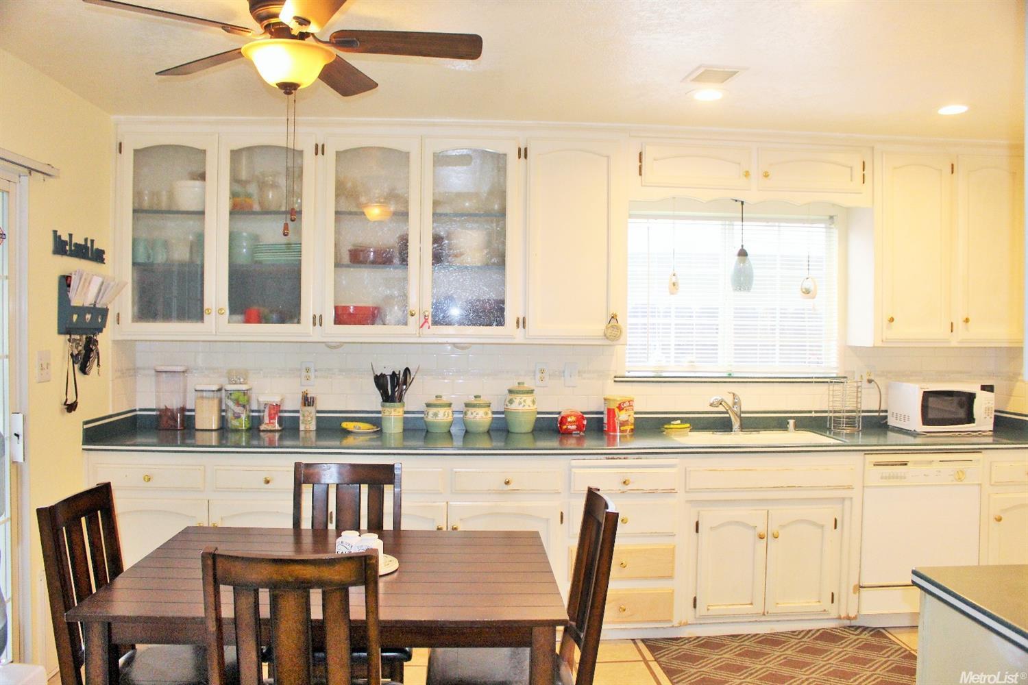 1101 Fish Dr, Modesto, CA 95351 photo 5
