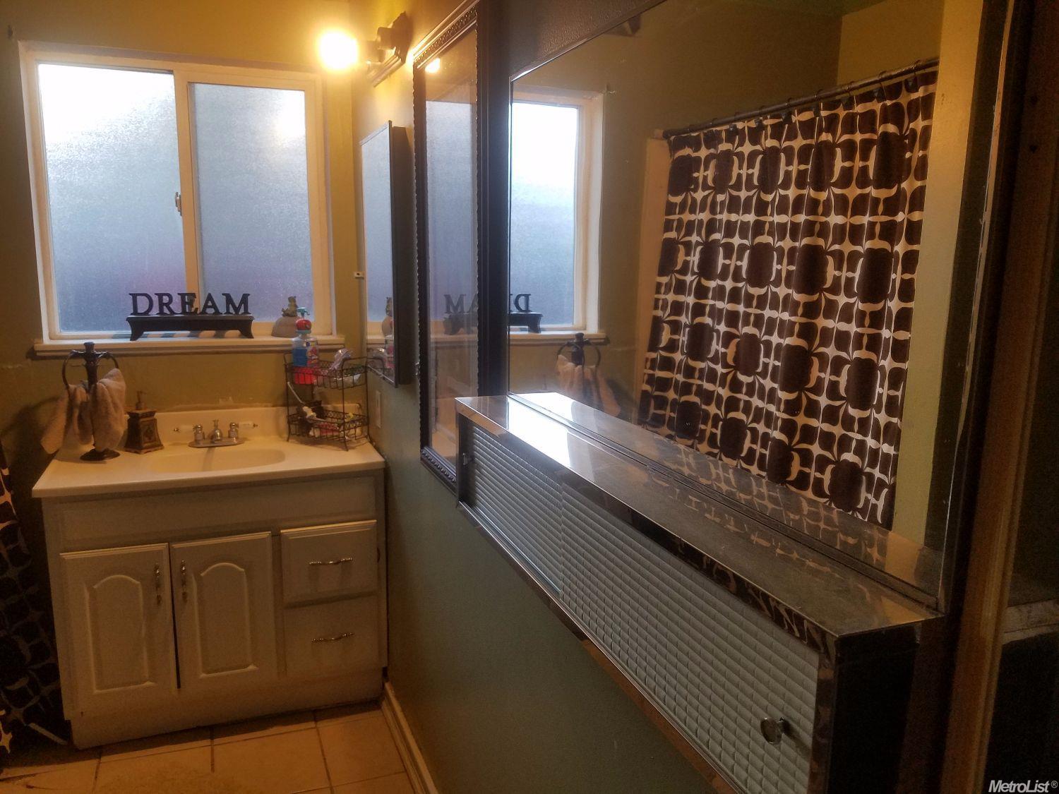 1724 Donald St, Modesto, CA 95351 photo 17