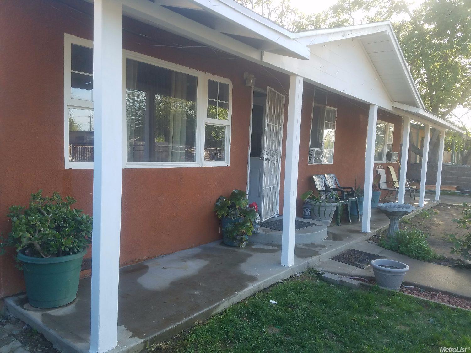 1724 Donald St, Modesto, CA 95351 photo 2
