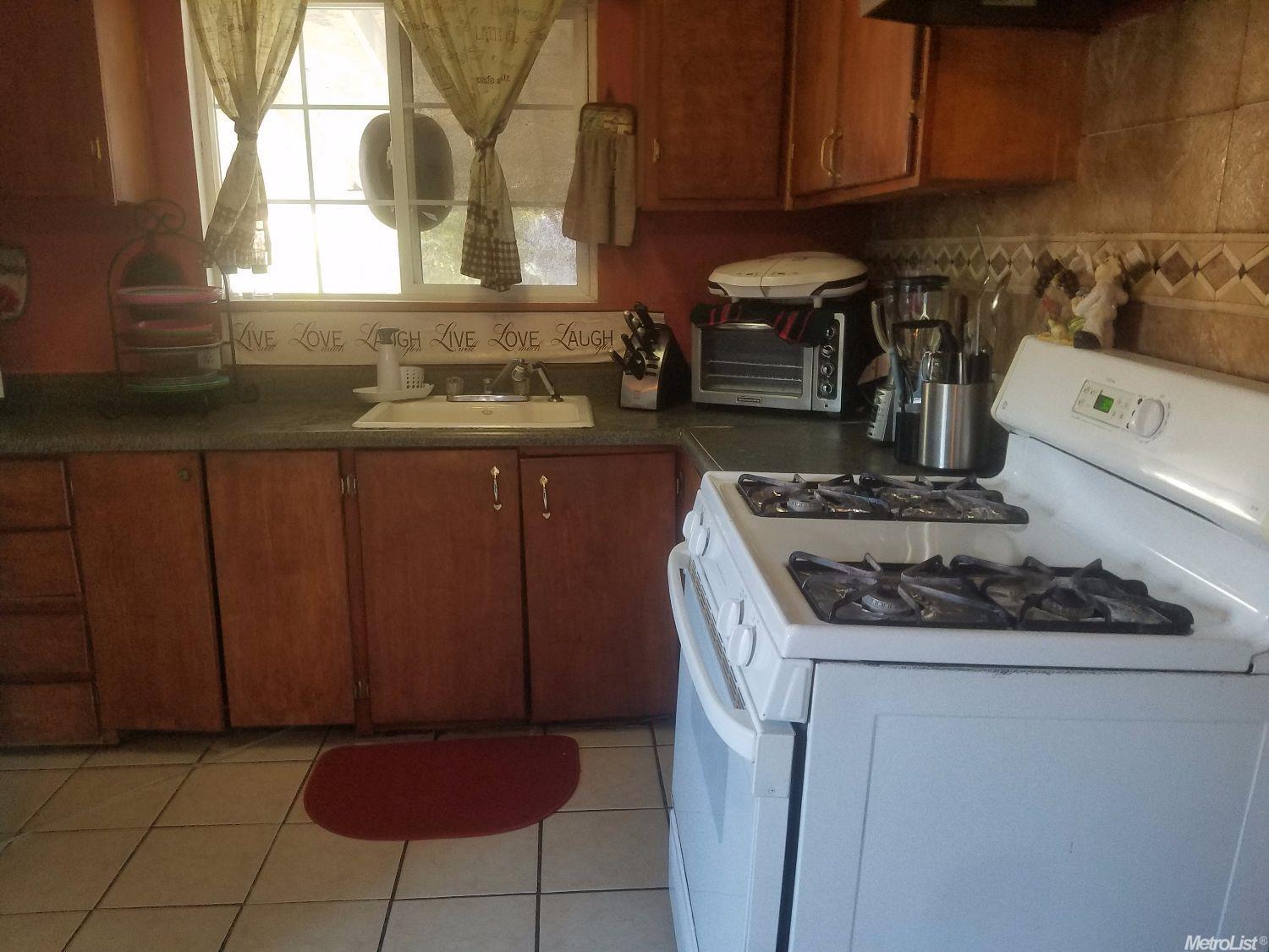 1724 Donald St, Modesto, CA 95351 photo 10
