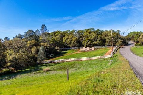 2055 Bogus Point Ct, Cool, CA 95614 photo 2