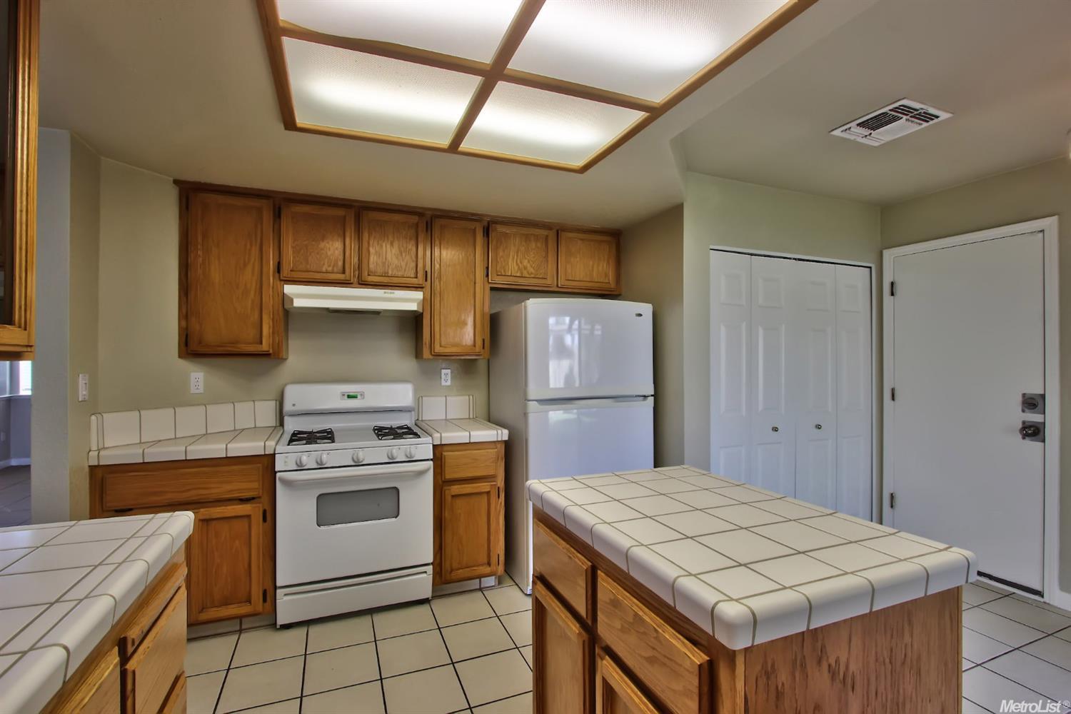 3757 Aurora Loop, Rocklin, CA 95677 photo 8