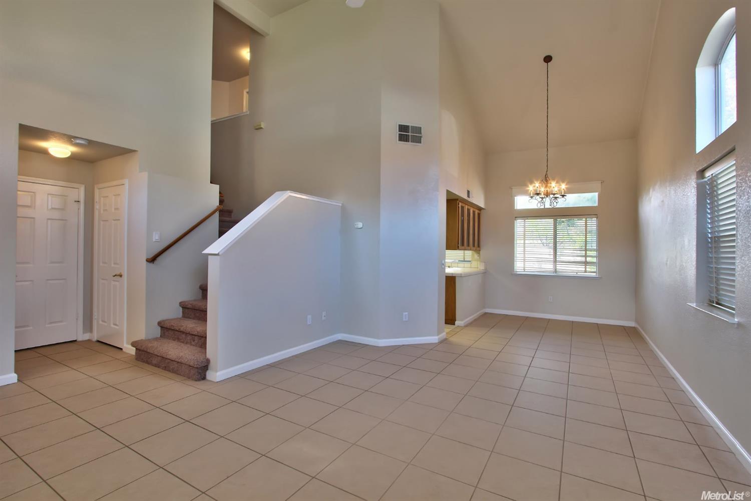 3757 Aurora Loop, Rocklin, CA 95677 photo 2