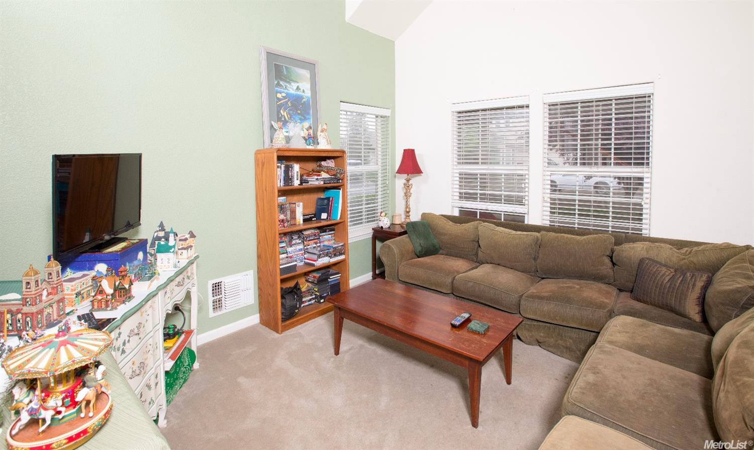1012 Roosevelt, Winters, CA 95694 photo 4