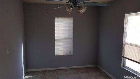 2029 Donald St, Modesto, CA 95351 photo 11