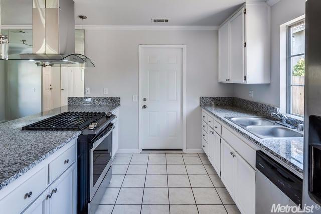 3840 Olivebranch Ln, Carmichael, CA 95608 photo 13