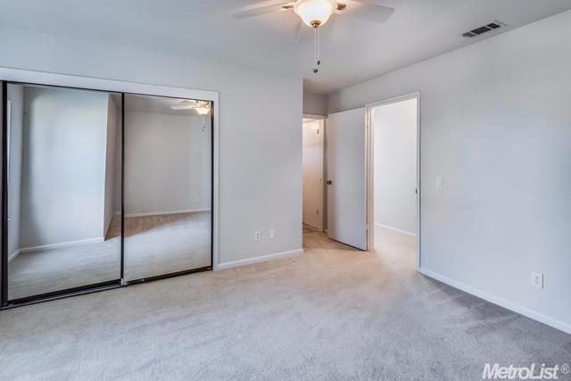 3840 Olivebranch Ln, Carmichael, CA 95608 photo 18