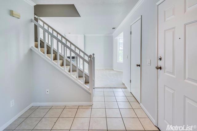 3840 Olivebranch Ln, Carmichael, CA 95608 photo 5
