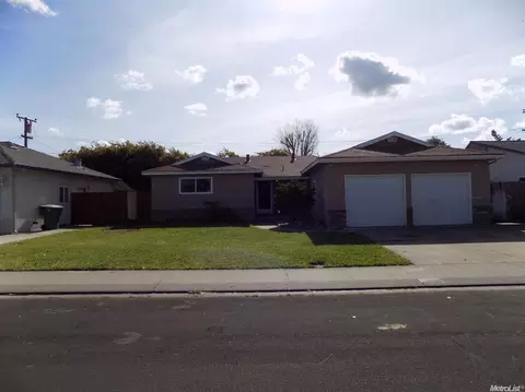 1242 Cooper Dr, Manteca, CA 95336 photo 1