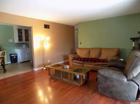 1242 Cooper Dr, Manteca, CA 95336 photo 7
