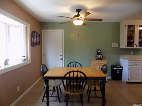 1242 Cooper Dr, Manteca, CA 95336 photo 10