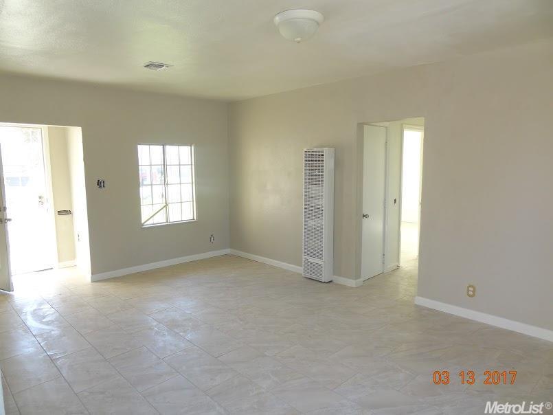 709 5th St, Stockton, CA 95206 photo 3