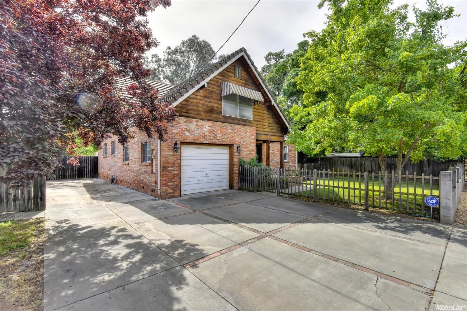 5006 Robertson Ave, Carmichael, CA 95608 photo 3