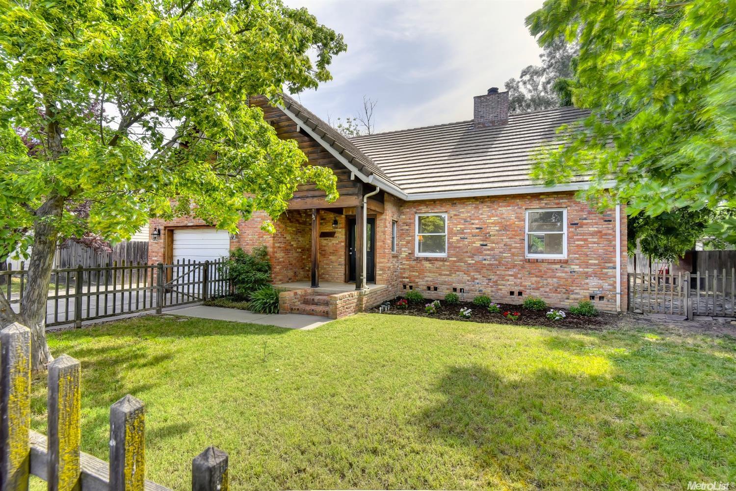 5006 Robertson Ave, Carmichael, CA 95608 photo 1