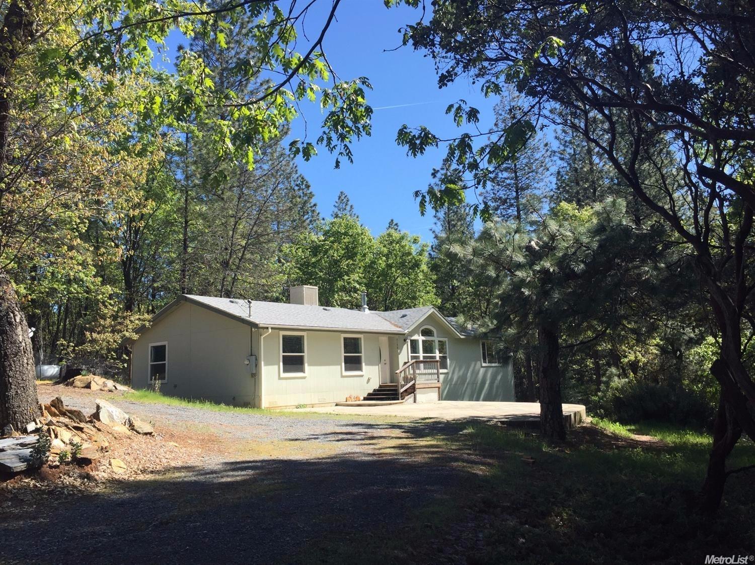 6150 Pine Needle Ln, Placerville, CA 95667 photo 2