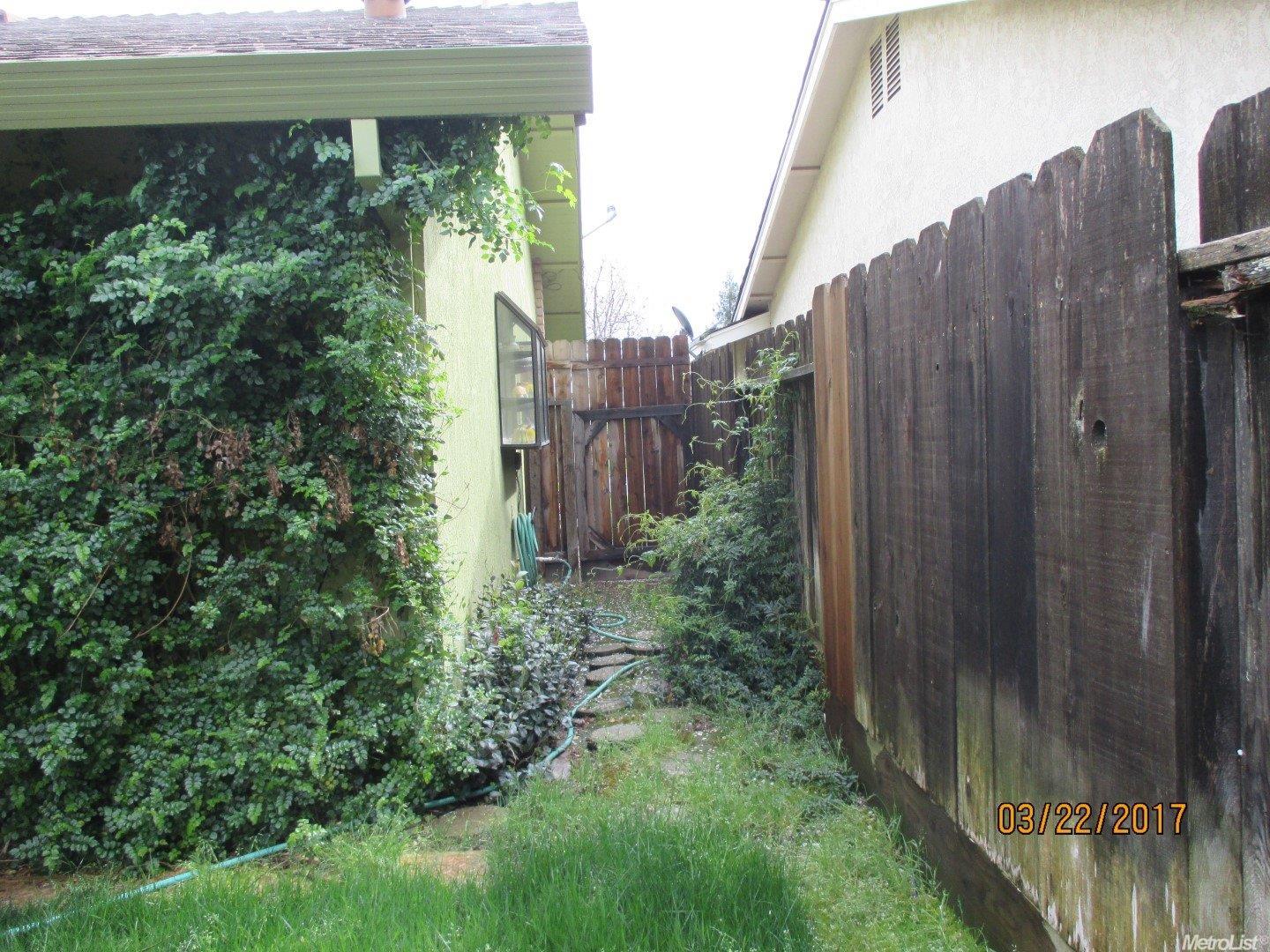 2709 Lexington, Merced, CA 95340 photo 14