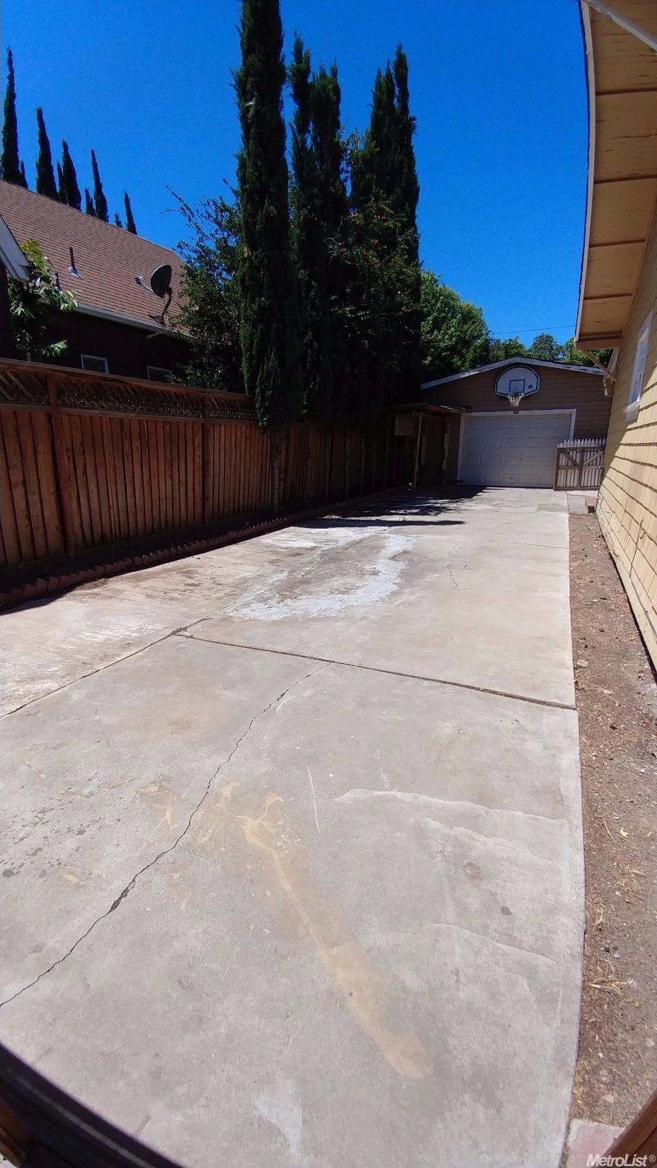 Undisclosed, Tracy, CA 95376 photo 14