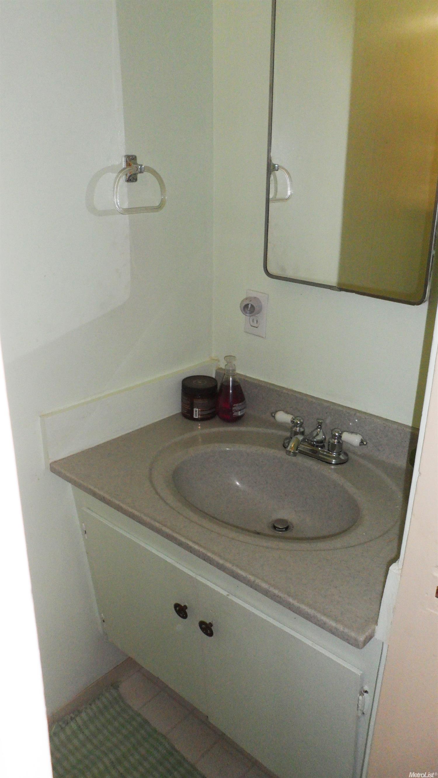 5031 Kahn St, Carmichael, CA 95608 photo 16