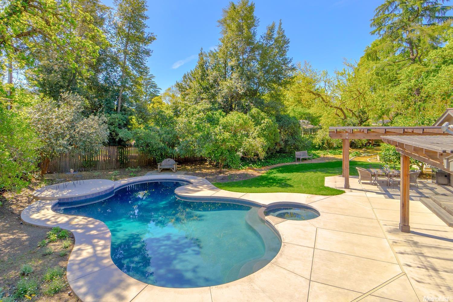 27265 Meadowbrook Dr, Davis, CA 95618 photo 30